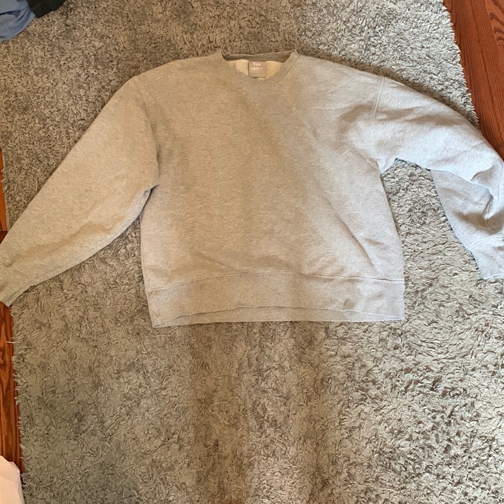 Aritzia crewneck